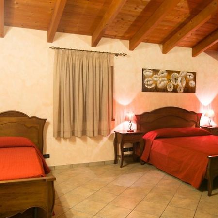 Agriturismo U' Casinu Da Scala カンポラ・サン・ジョバンニ エクステリア 写真