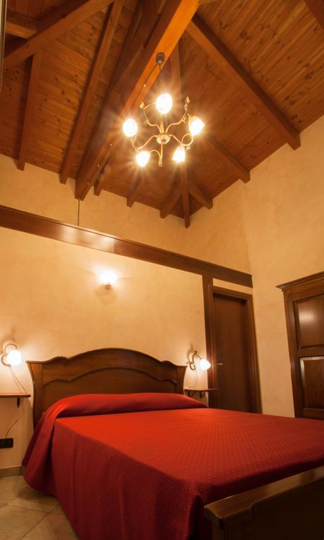 Agriturismo U' Casinu Da Scala カンポラ・サン・ジョバンニ 部屋 写真