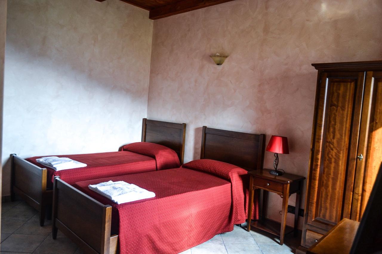 Agriturismo U' Casinu Da Scala カンポラ・サン・ジョバンニ エクステリア 写真